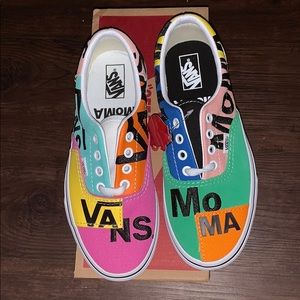 Moma vans